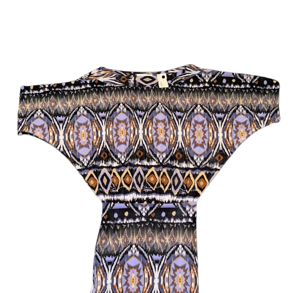 Veronica M Abstract Patterned Top